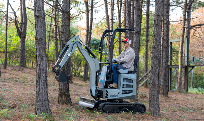 Je! Ni vipi wachimbaji wa Mini wa Shengkunda na magurudumu ya gurudumu kuwezesha tasnia ya ujenzi wa ulimwengu?
